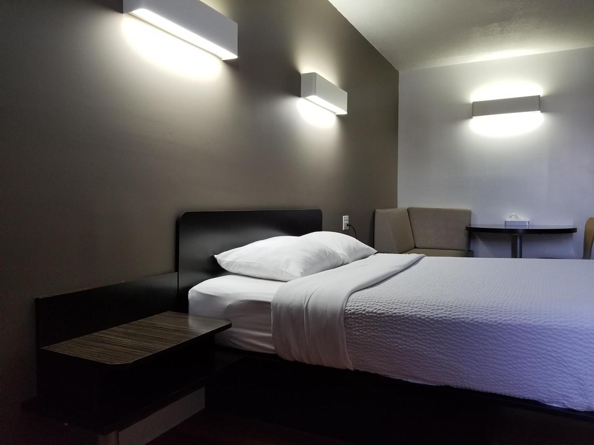 Joys Inn Innisfail, Ab Exteriér fotografie
